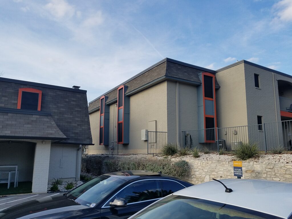 San Antonio multifamily apartment supplier of solar screens