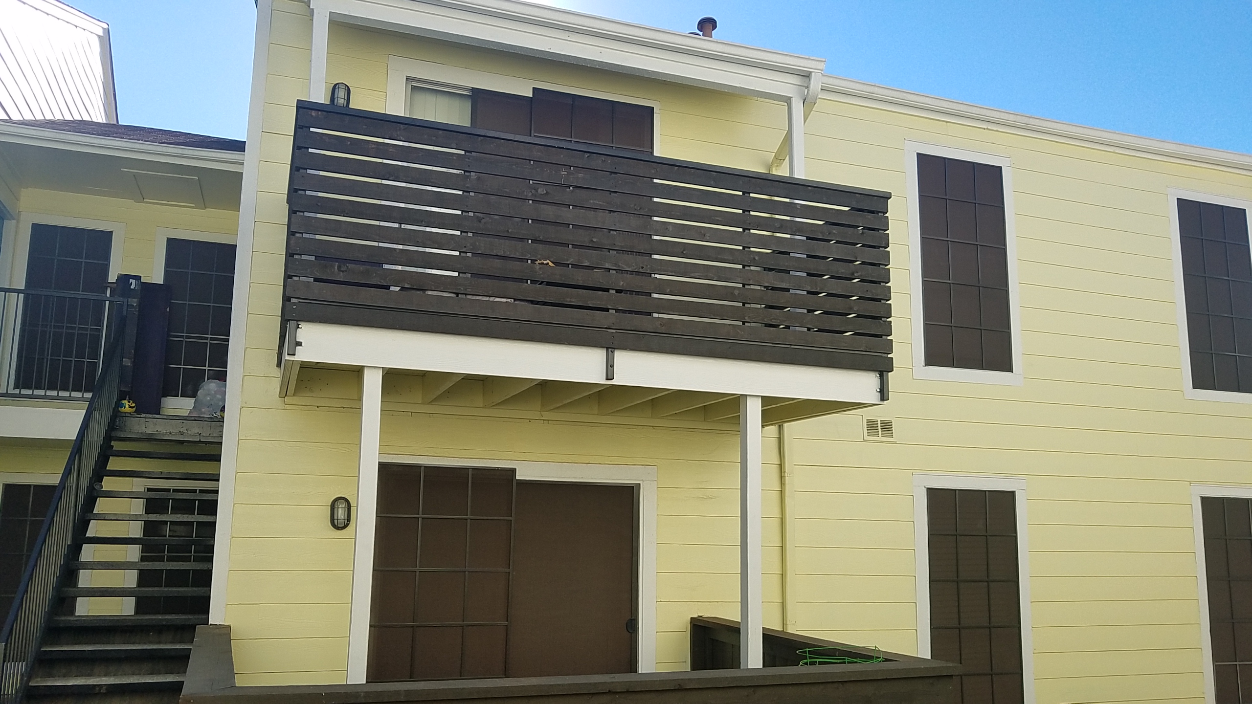 90% mocha solar screens w/ grids for apartments